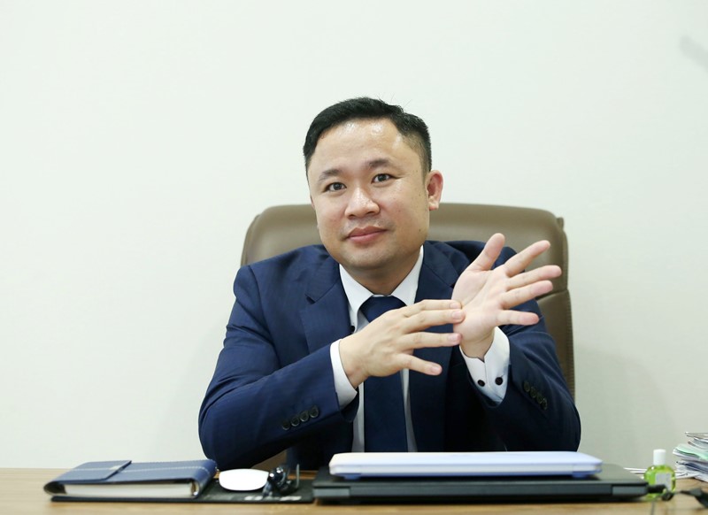 CEO Hoàng Công Cát: Mong muốn nhà nước có nhiều chính sách hỗ trợ doanh nghiệp vừa và nhỏ thực tế hơn CEO Hoàng Công Cát - Công ty Hoàng Gia
